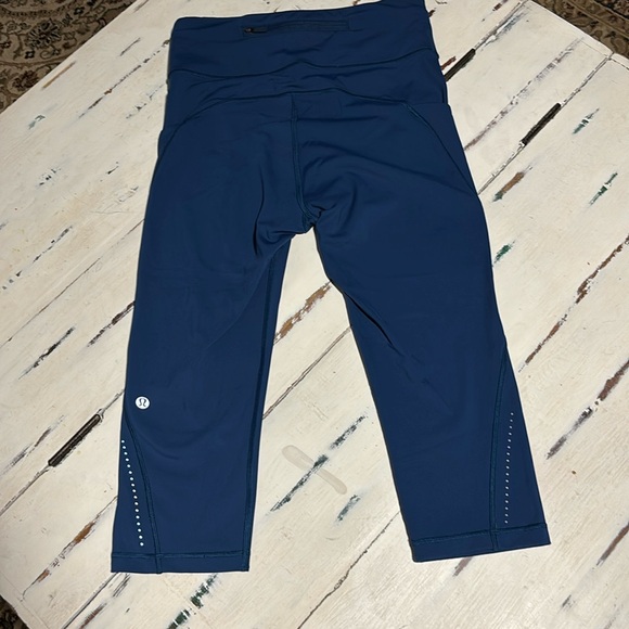 Lululemon Break Free Crop Leggings Size 6 - Picture 1 of 5